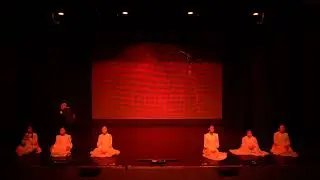 Майатааҕы народнай эдэр көрөөччү театрын кыра бөлөҕө. 