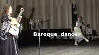 J.S.Bach Lute Suite, BWV 995-Sarabande with a baroque dance played by H. Švendová on 8strings guitar