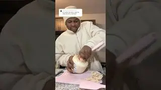 Sometimes it’s easy to get the coconut meat/jelly out sometimes it’s a bit hard 🤣