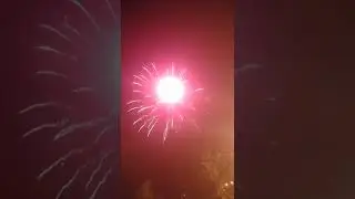 салют в честь 275 летия Энгельса