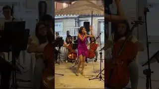 Guarda che Luna, canta Micaela Frigione presso ANMI - Trani #shorts #cover #singer #popular #pop