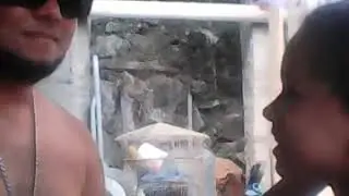 Pai Filha brincando de batom
