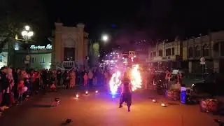 Кисловодск. Огненное шоу на Курортном бульваре