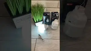 Світлодіодна лампочка 12V з USB зарядкою 