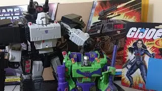 felzbug Reviews Megatron H.I.S.S. tank G.I. Joe Baroness