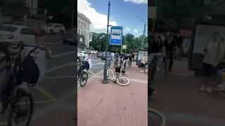 УПАЛ ПЕРЕД ПРОХВАТОМ  НА ВИЛЛИ