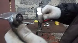Самодельный шиномонтаж 2 часть разбортировка и бортировка колеса