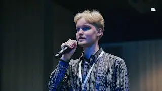 Open Dialogue with the Audience