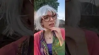 POV: te encuentras con una señora random en tu pueblo! #humor #comedia