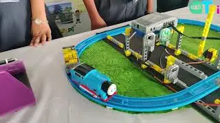 Build your own - Automatic Railway Gate with QtPi kit