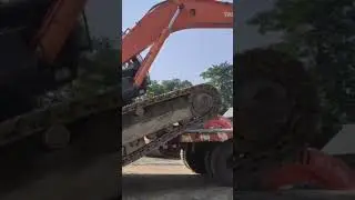 Excavator loading tailor #jcb