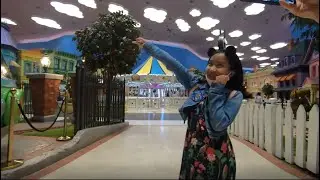 WARNER BROS. WORLD Abu Dhabi | Fun RIDES