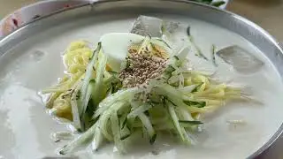 대구광역시 군위군 고향맛손칼국수 콩국수