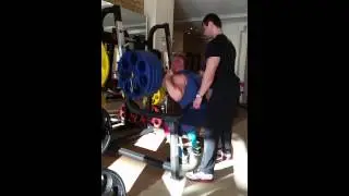 Squats 180kg x8