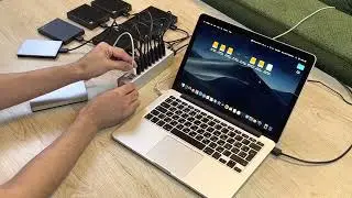 how many hard drives can usb hub open