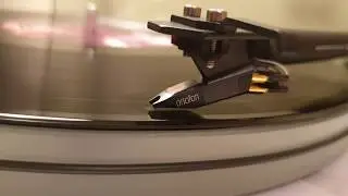 Pro-Ject Essential III A Turntable