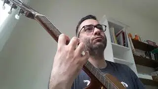 Jamming with guitar on YELLOW - COLDPLAY