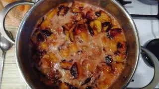 Сливовое варенье (из тернослива) и не совсем чистая кухня в итоге=)