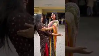 kameena friends be like😃😄🤣 #kaminafriends #harekfriendkaminahotahai #