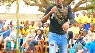 ARA STANLEY Achezesha Mzungu Ngoma yake Mpya RIGIRETI.