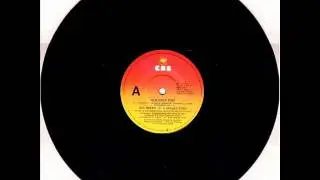 M C  MIKER AND DEEJAY SVEN      HOLIDAY RAP