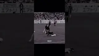 He had to bow for him 😱😱🤯🔥 #shortsfeed #football #footballshorts #footballedits #messi #leomessi