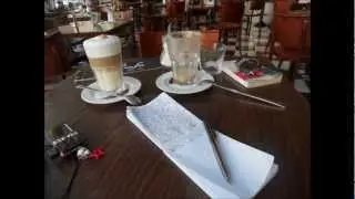 Страшно хочется, чтобы она тебя обожала,