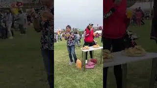 Мамадыш районы сабантуенда өчпочмак ашау буенча ярыш үткәргәннәр