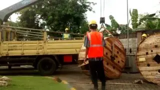 Cargo crane