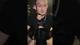 Моргенштерн на фоне Моргенштерна
