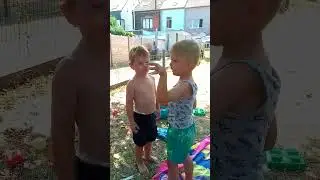 Max, Oscar and sunscreen