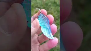 Небесное крыло с белой дымкой внутри