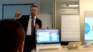 MOV03936
