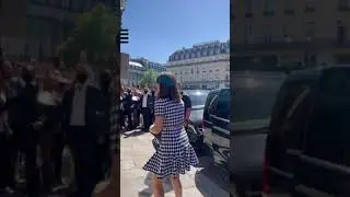 SEPHORA LOVES RARE BEAUTY - SELENA GOMEZ À PARIS