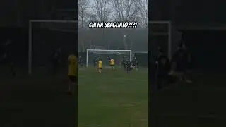 Chi ha sbagliato?! #footballshorts #calcio #football