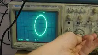 How to Make Lissajous Figures on an Oscilloscope