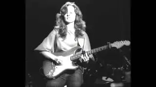 Bonnie Raitt - Feeling Of Falling