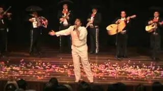 Julio Cesar Show: Juan Gabriel Juanga Mariachis Rancheras Humor imitador dobles
