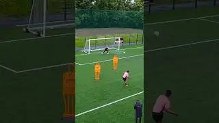 ‘You don’t need to smash it’ #football #soccercoachingdrills #training121 #t121family #topbins