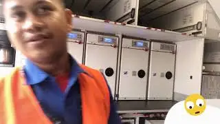 INTIP AKTIVITAS PRAMUGARI DI “DAPUR PESAWAT” SEBELUM BOARDING YUKKK, CHECK IT OUT !!!