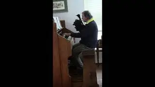 Concone from 50 exercises op. 9  nr.  1. Gerard van Reenen jhorn and pedal harmonium.