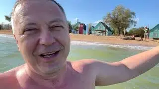 сегодня на МОРЕ из дома на Юге // песок и вода как в ТАЙЛАНДЕ // таких нужно лишать СОБАК