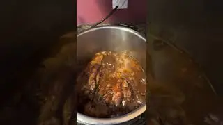 Marinated / Pressure cooked / Slow Cooked / Reduced and overcooked spareribs 😂