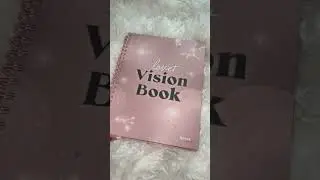 Unboxing Vision Book LUXE Edition with @tiffvibez 