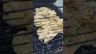 Готовлю Мясо на мангале #мангал #рецепт #рецепты #еда #дача #мясо #мясоиндейки