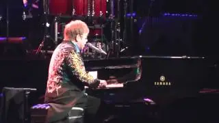 Elton John (feat. Ray Cooper) - I Think I'm Going to Kill Myself (Live in Moscow 2010)