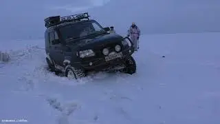 Были на охоте,дорогу задуло,попали...