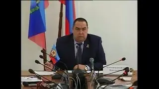 Александр Бахмутский упал, и ударился головой об асфальт?