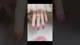 Let me share the beautiful manicure with you 💅🏻