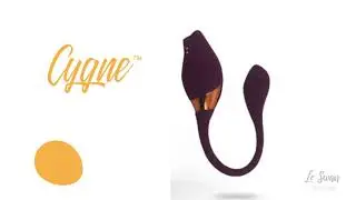 Le Swan Clitoral Stimulator and G-Spot Vibrator
